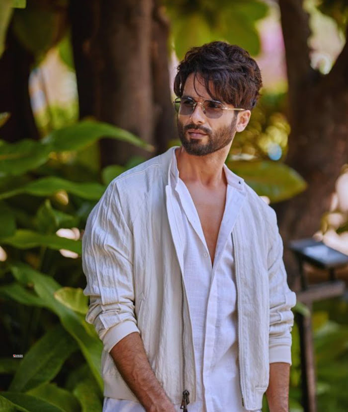 Shahid Kapoor Wiki biography, Age, Wife, Height, Family, Net Worth & More