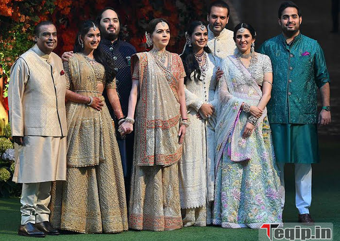 Some Photos of Anant Ambani & Radhika Merchant's Engagement Ceremony 