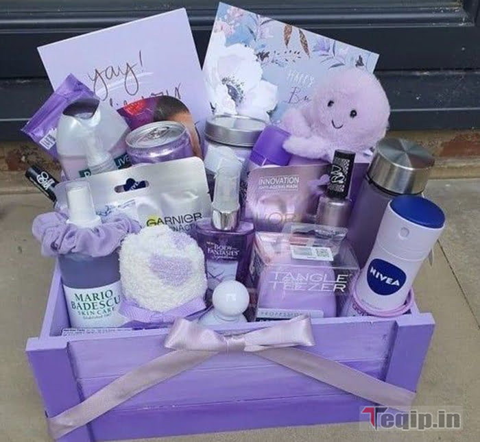 1. Lavish Lavender Valentine's Gift Box For Girlfriend